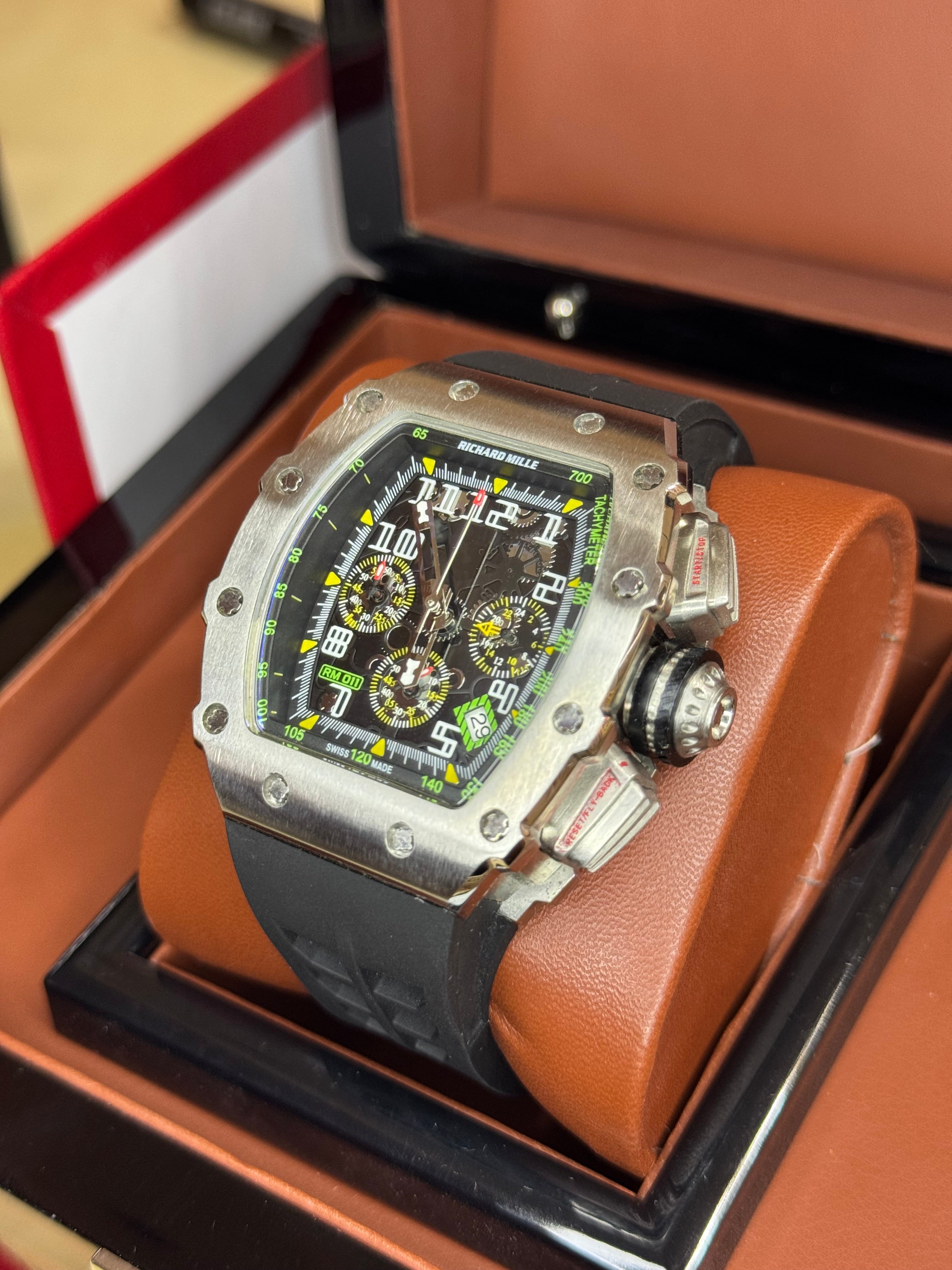 RM 011