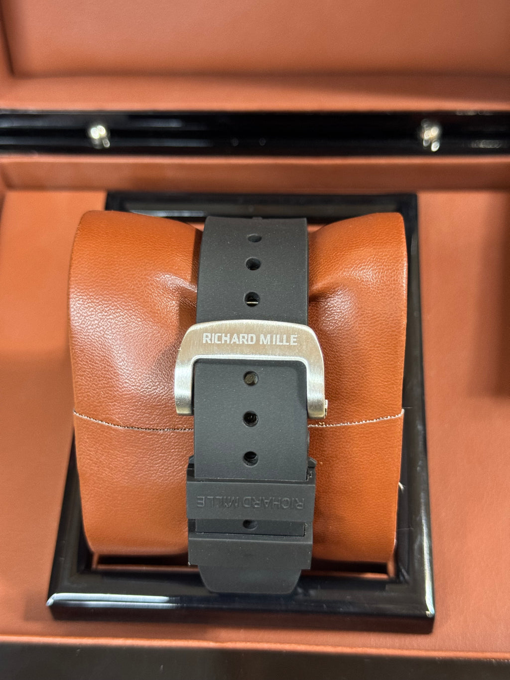 RM 011
