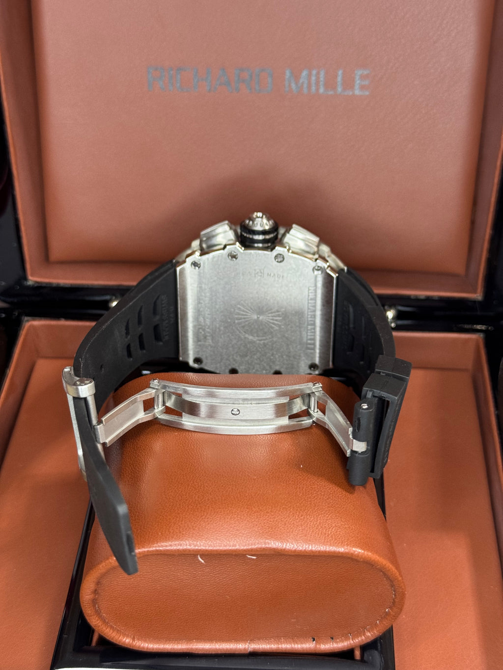 RM 011