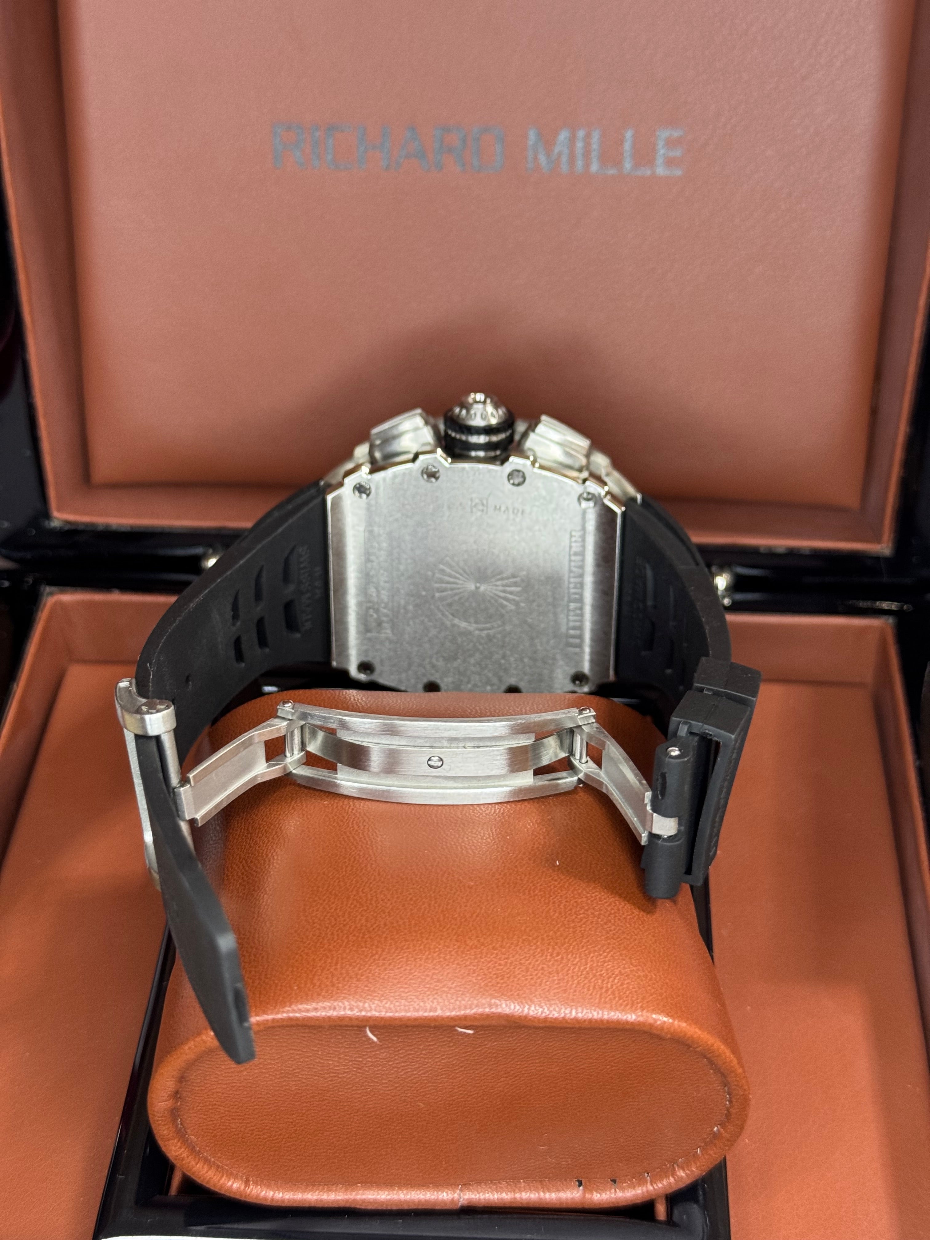 RM 011